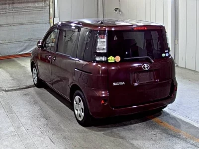 TOYOTA SIENTA