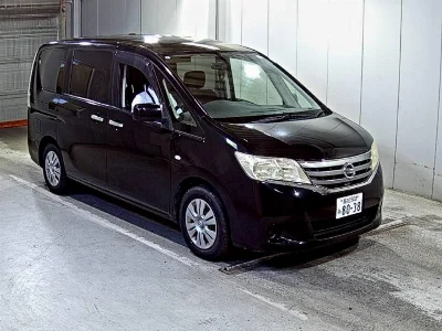 NISSAN SERENA