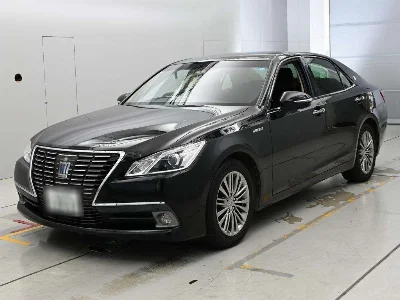 Статистика аукционов Toyota CROWN HYBRID