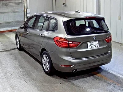 BMW 2 SERIES