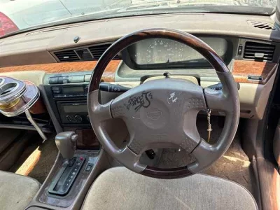 NISSAN LAUREL