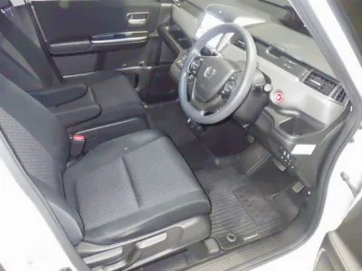 HONDA FREED+