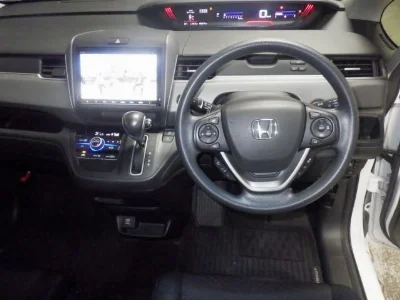HONDA FREED+