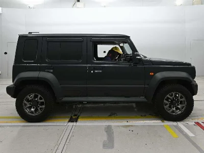 SUZUKI JIMNY NOMADE