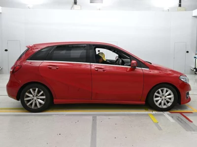 MERCEDES BENZ B CLASS