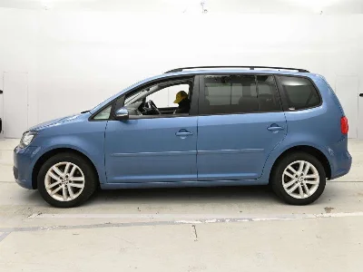 VOLKSWAGEN GOLF TOURAN