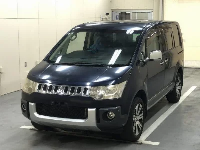 MITSUBISHI DELICA D5