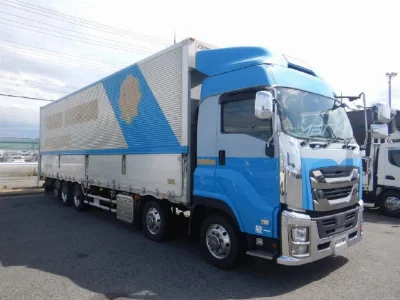 ISUZU GIGA