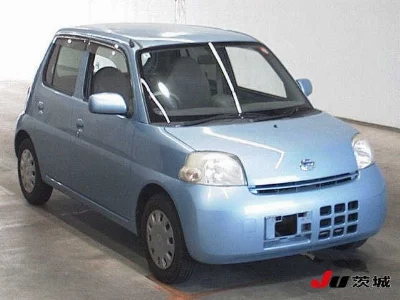 DAIHATSU ESSE