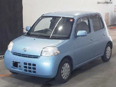 DAIHATSU ESSE
