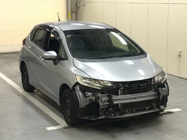 Honda Fit  с аукциона в Японии