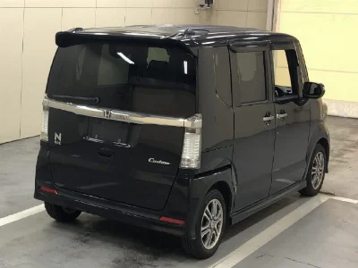 Honda N BOX CUSTOM