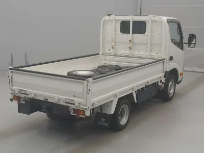 TOYOTA DYNA