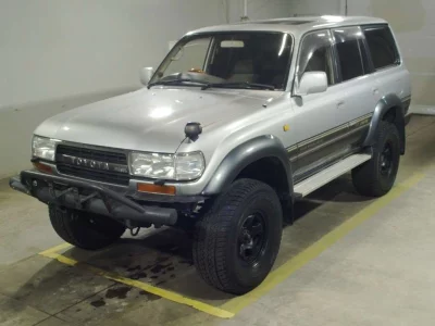TOYOTA LAND CRUISER
