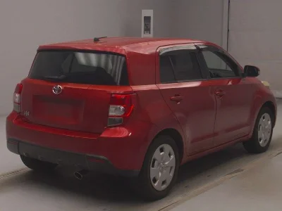 TOYOTA IST