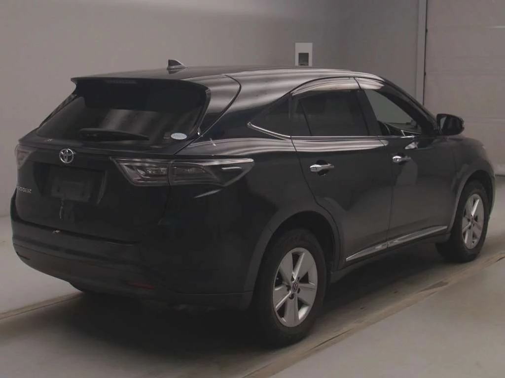 Toyota Harrier  с аукциона в Японии