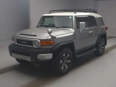 TOYOTA FJ CRUISER