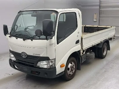 TOYOTA DYNA
