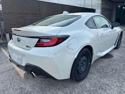 TOYOTA GR86
