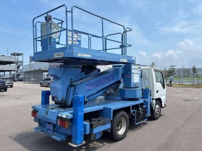 ISUZU ELF