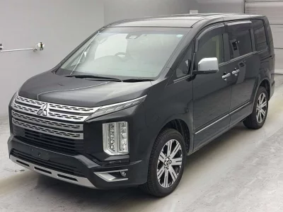 MITSUBISHI DELICA D5