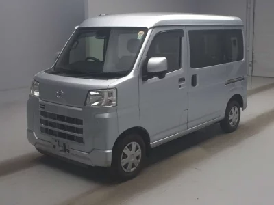 TOYOTA PIXIS VAN