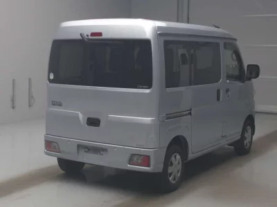 TOYOTA PIXIS VAN
