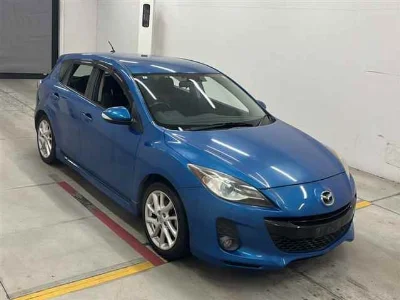 MAZDA AXELA