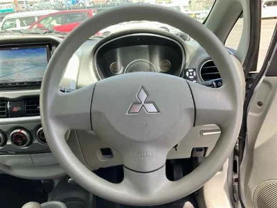 MITSUBISHI I