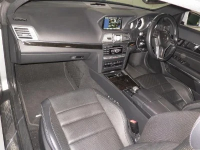 MERCEDES BENZ E CLASS