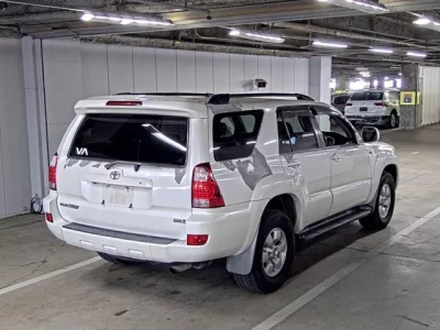 TOYOTA HILUX SURF