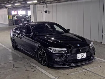 BMW 5 SERIES