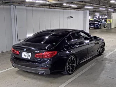 BMW 5 SERIES