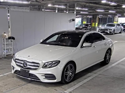 MERCEDES BENZ E CLASS