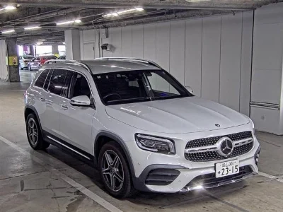 MERCEDES BENZ GLB