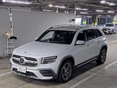 MERCEDES BENZ GLB