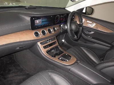 MERCEDES BENZ E CLASS
