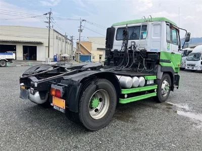 NISSAN UD