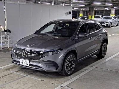 MERCEDES BENZ EQA