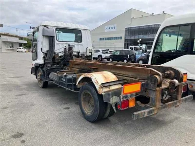 ISUZU FORWARD