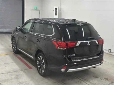 MITSUBISHI OUTLANDER PHEV