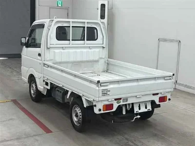 NISSAN CLIPPER TRUCK