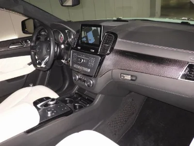 MERCEDES BENZ AMG GLE