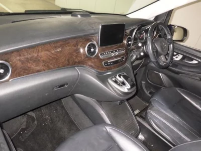 MERCEDES BENZ V CLASS
