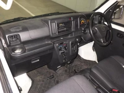 DAIHATSU HIJET VAN
