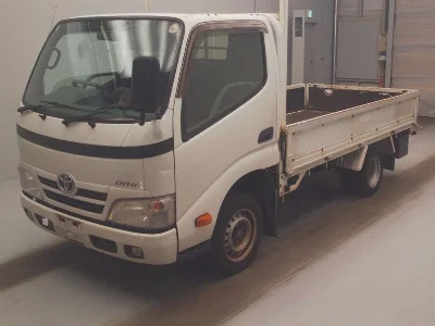 TOYOTA DYNA