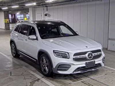 MERCEDES BENZ GLB