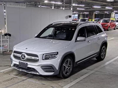 MERCEDES BENZ GLB