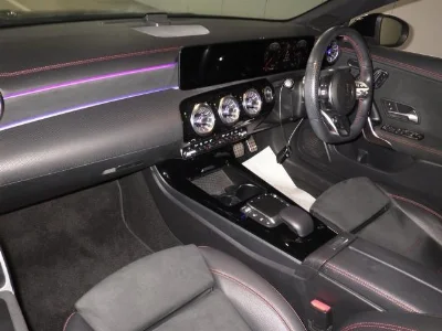 MERCEDES BENZ CLA SHOOTING BRAKE