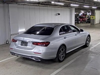 MERCEDES BENZ E CLASS